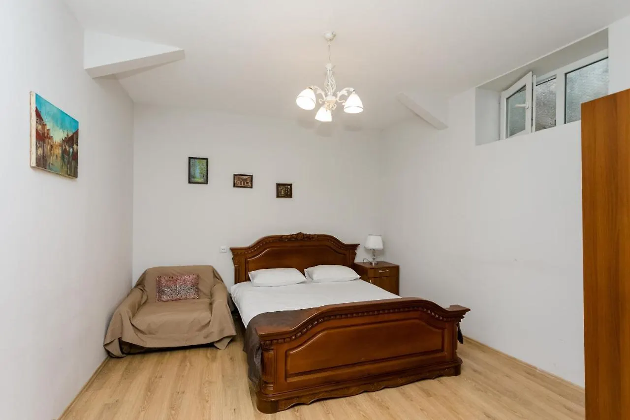 Rustaveli Two Bedroom Apartment Tbilisi 0*,  Geórgia